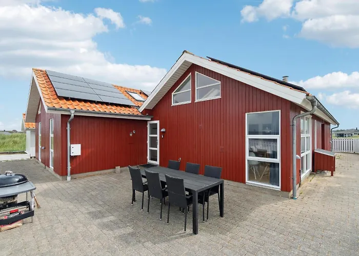 Feriehus Stunning In With Sauna